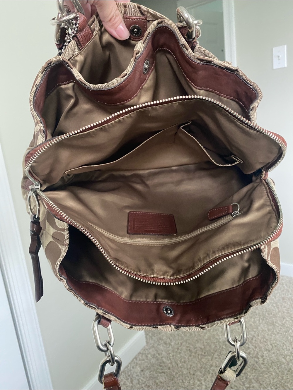 Coach Brown/Tan Signature Canvas Shoulder Bag with Leather Trim - Picture 3 of 5